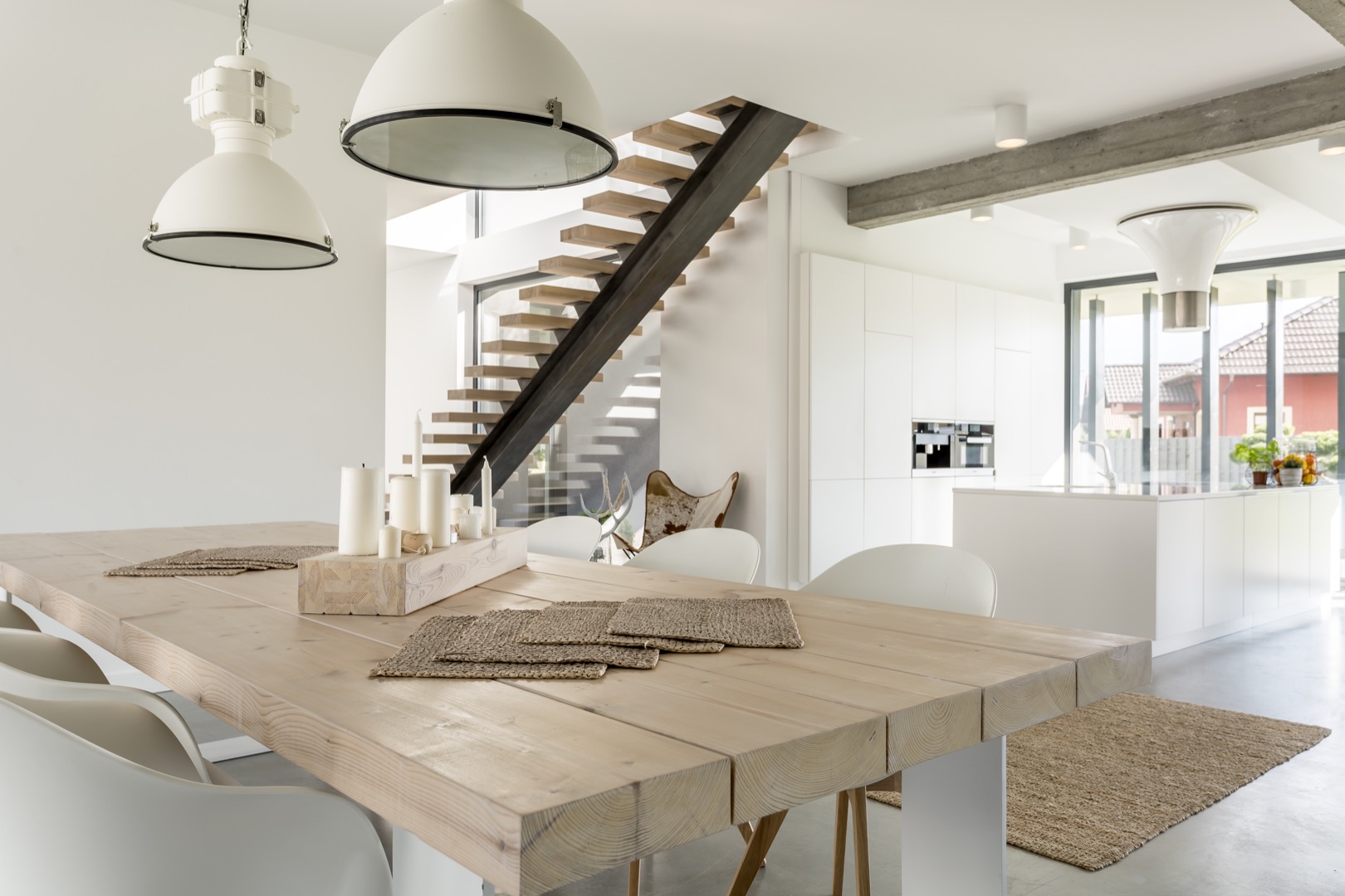 Contemporary apartment