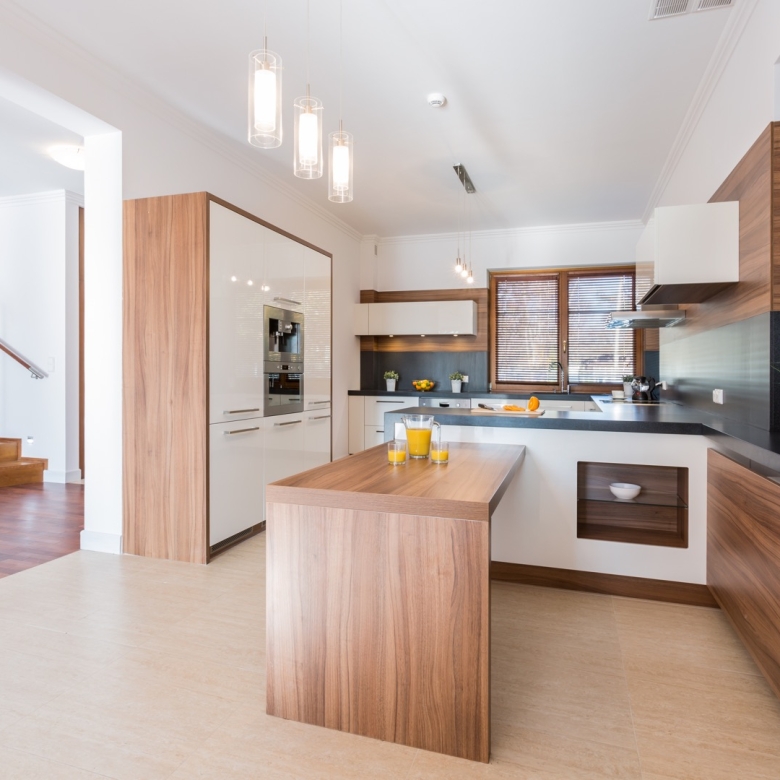 Contemporary apartment