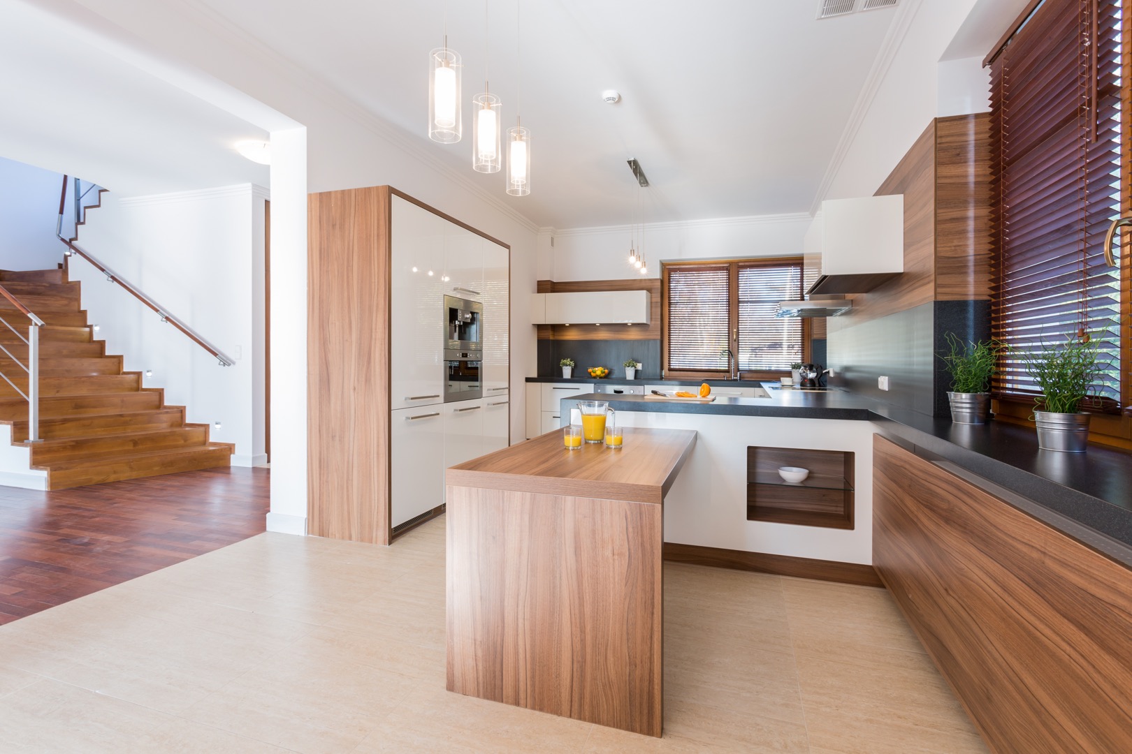 Contemporary apartment