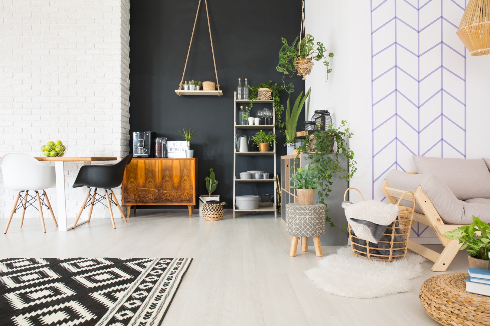 Contemporary apartment