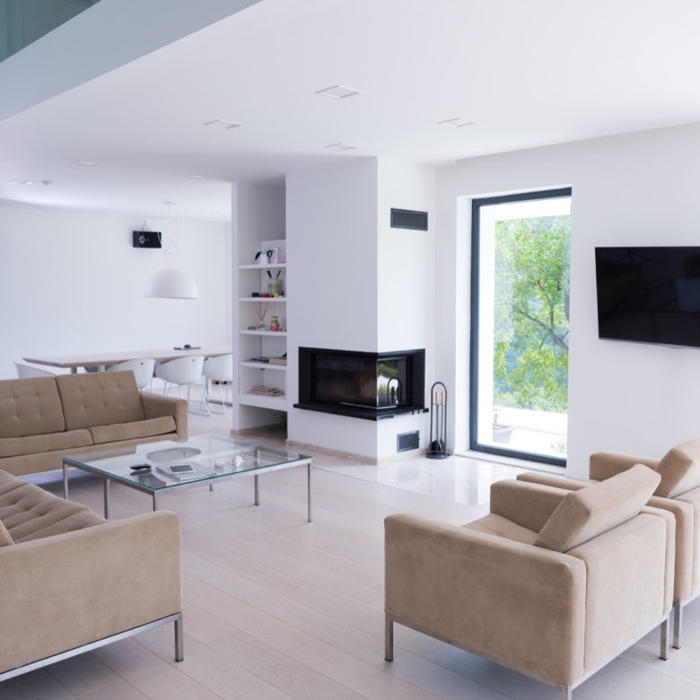 Contemporary apartment
