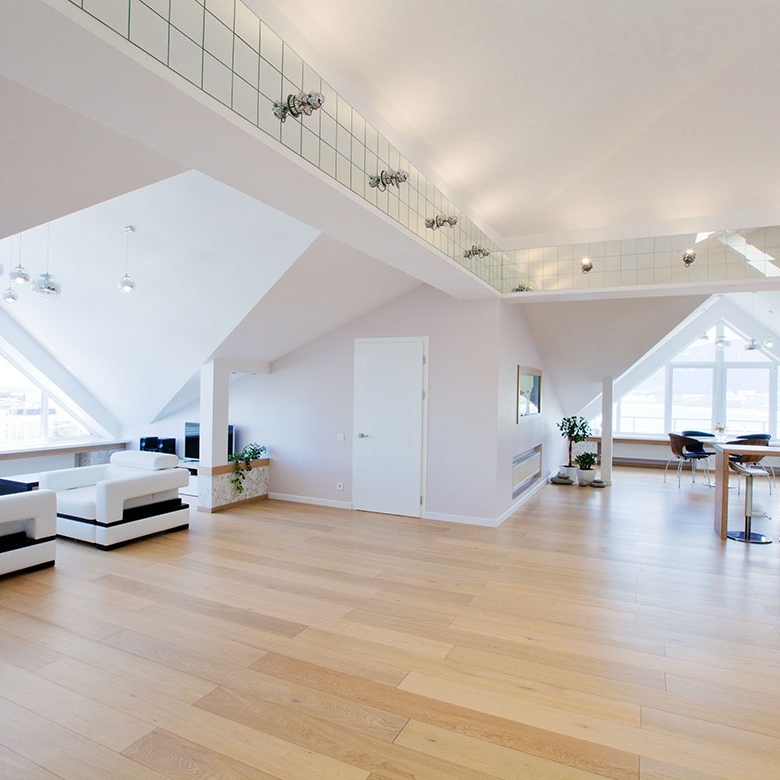 Modern apartment on the bay